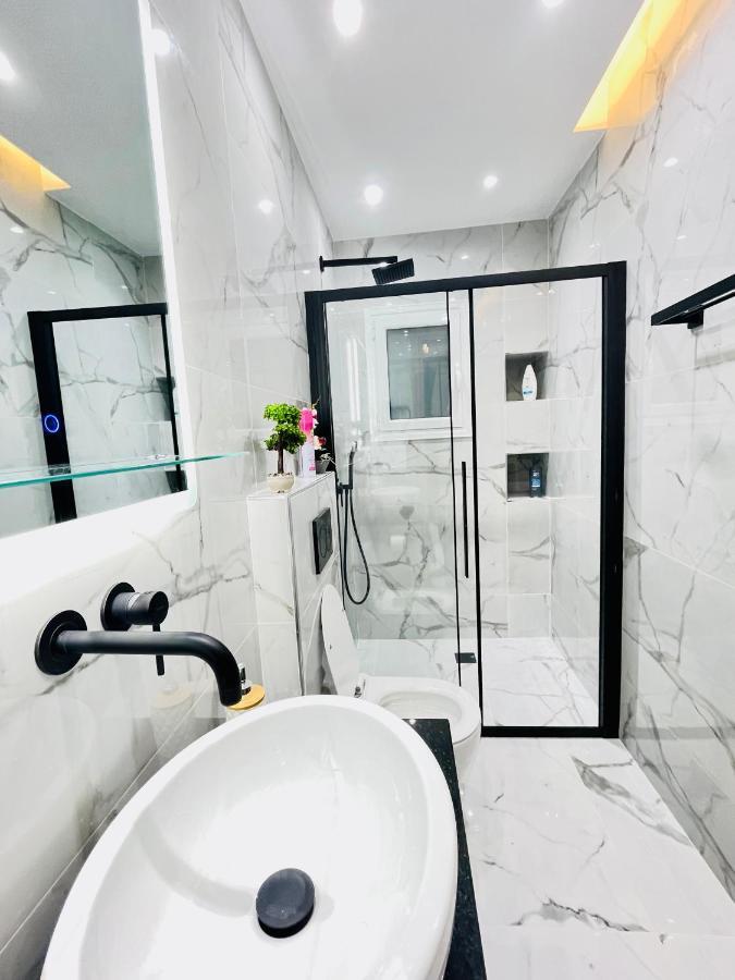 Apollo 2 Bd Jacuzzi Suite Афины Экстерьер фото